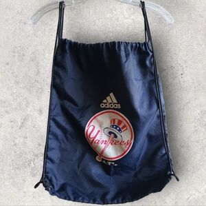 Adidas New York Yankees Drawstring Bag